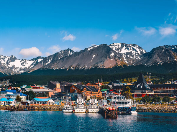 Discover South America with Add On Ushuaia & Patagonia