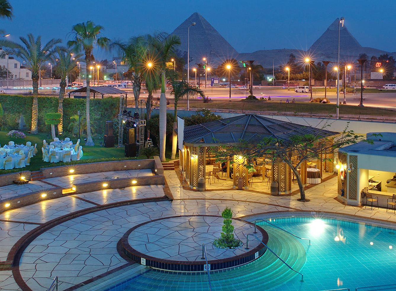 mercure-cairo-le-sphinx-hotel-1789_ho_00_p_1024x768_1